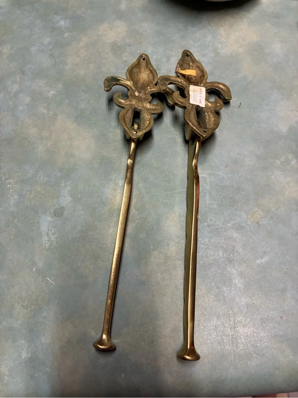 Vintage Brass Fleur-de-Lis Wall Hooks - Gold Finish made in Korea